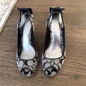 Coach sandals